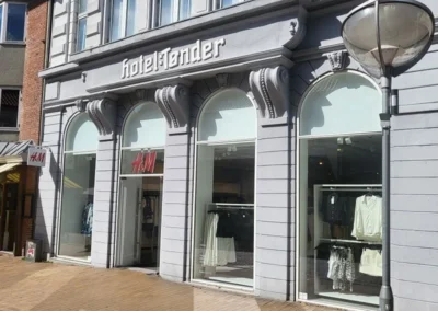 H&M